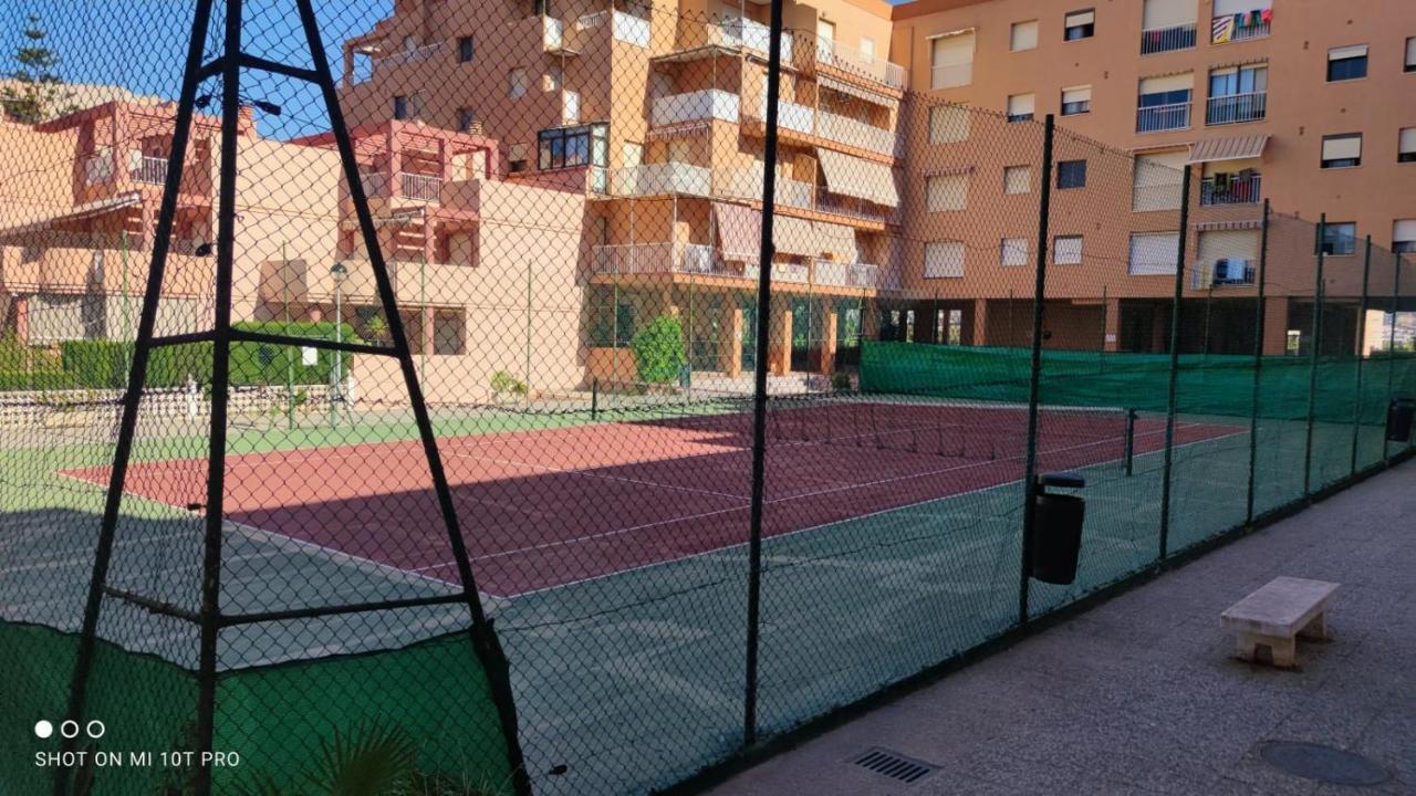 Salobrena - Primera Linea De Playa Junto Al Paseo Maritimo Exterior photo